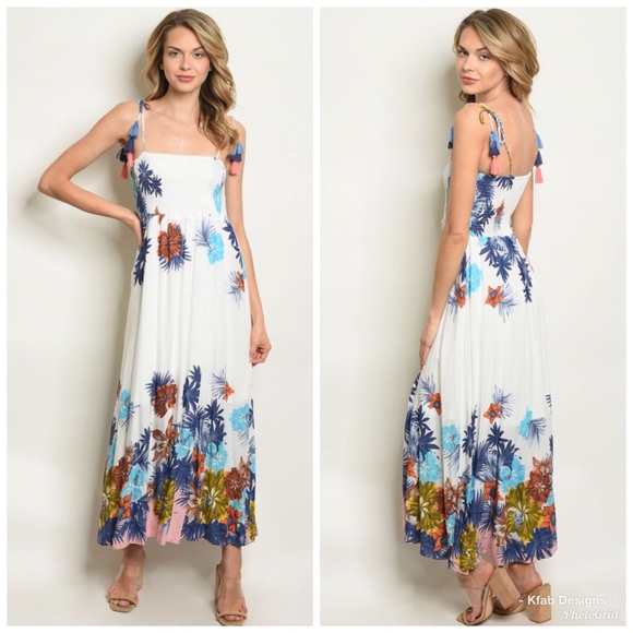 🌸LAST 1! 🥰Stunning Floral Tie Tassel Dress! - Picture 4 of 5